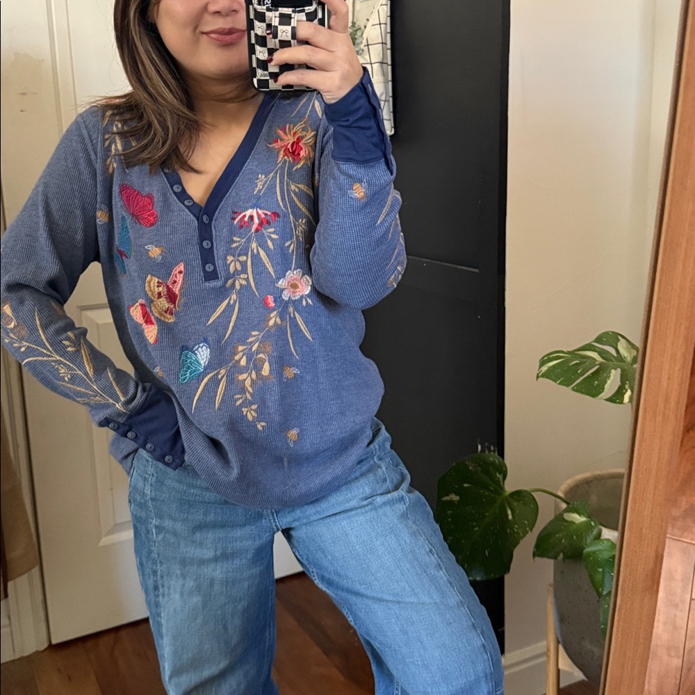 Johnny Was Blue Embroidered V-Neck Floral Butterfly Top - Picture 8 of 11